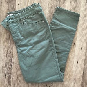 Size 6 sea foam green high rise skinny pants